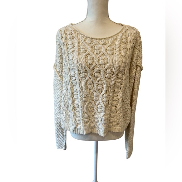 Altar’d State Women’s Cream Cable Knit Bobble Chunky Cropped Sweater Size Large - Picture 1 of 8
